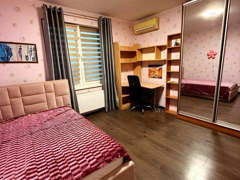 квартира за адресою Академіка Глушкова просп., 9-В