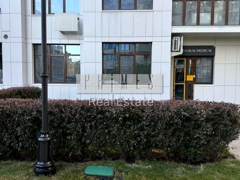комерційна за адресою Андрія Верхогляда вул. (Михайла Драгомирова), 15-Б