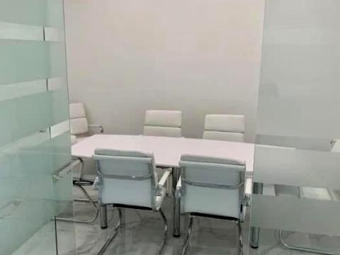 комерційна за адресою Кловський узвіз, 7
