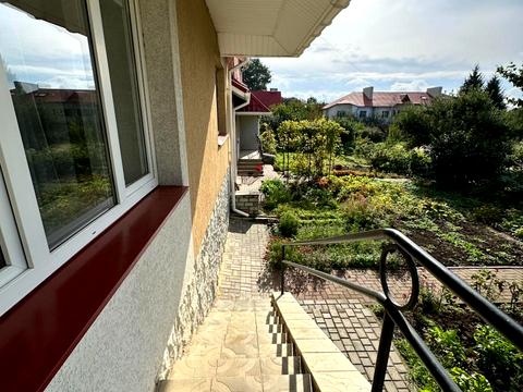 дом по адресу Острог, Університетська