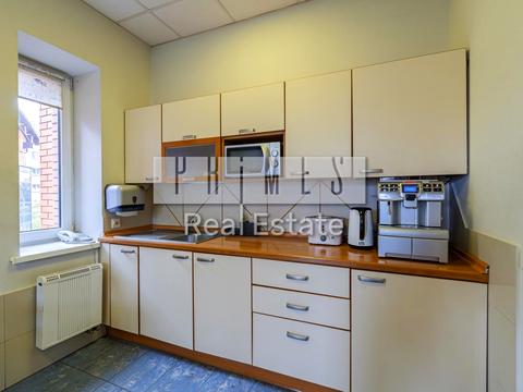 коммерческая по адресу Дегтяревская ул., 33