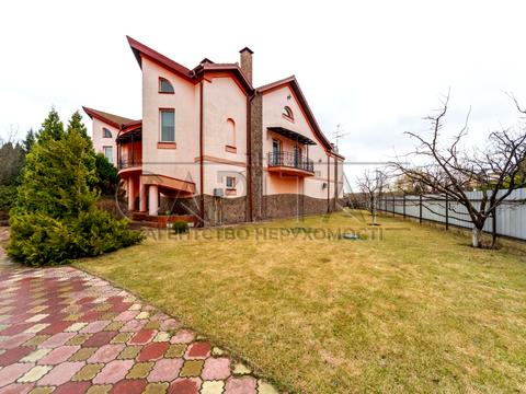 будинок за адресою Лісна