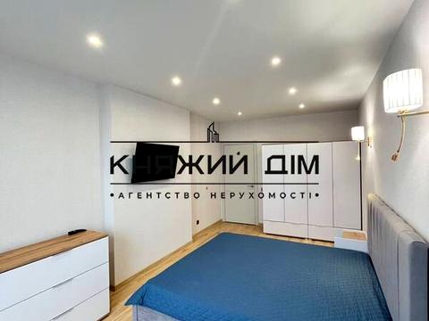 квартира за адресою Дніпровська набережна вул., 17-К