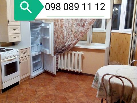 квартира за адресою Академіка Булаховського вул.