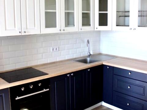 квартира за адресою Софії Русової вул., 5