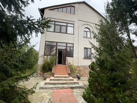 будинок за адресою Рівненська