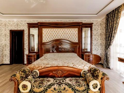 будинок за адресою Центральна вул.