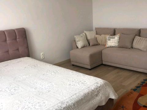 квартира за адресою Андрія Аболмасова вул. (Панельна), 7