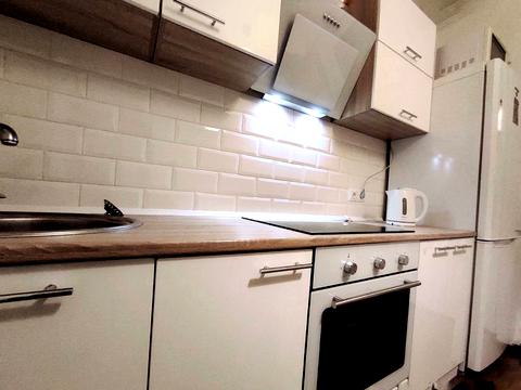 квартира за адресою Софії Русової вул., 7
