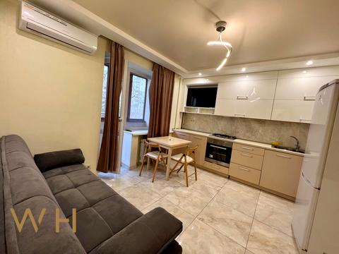 квартира за адресою Глібова вул., 7