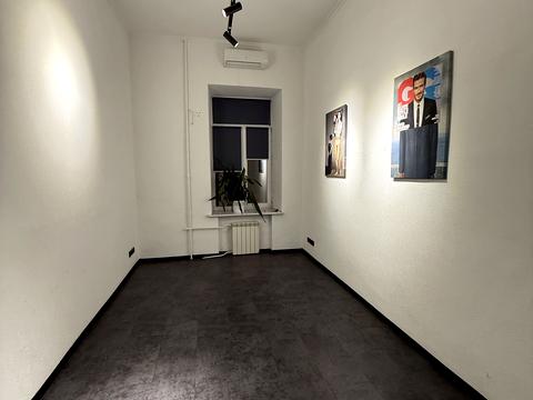 комерційна за адресою Велика Васильківська вул. (Червоноармійська), 43/16