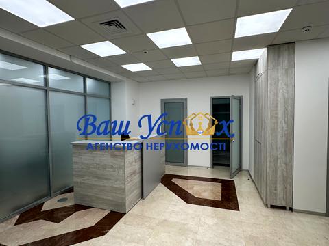 комерційна за адресою Дарвіна вул., 10