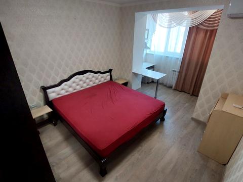 квартира за адресою Космонавтів вул., 128д