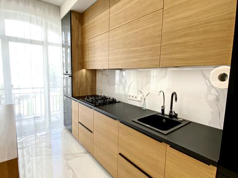 квартира за адресою Кам'янецька вул., 24а