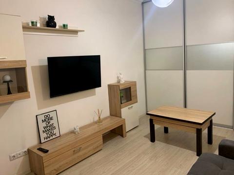 квартира за адресою Лісова вул., 4
