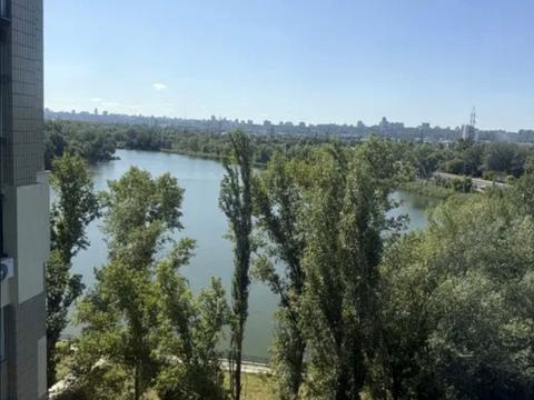 квартира по адресу Левка Лукьяненко ул. (Маршала Тимошенко), 2-М