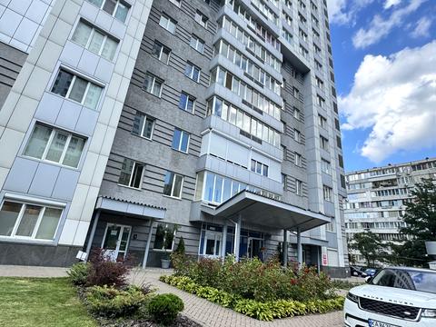 квартира за адресою Дніпровська набережна вул., 1-А