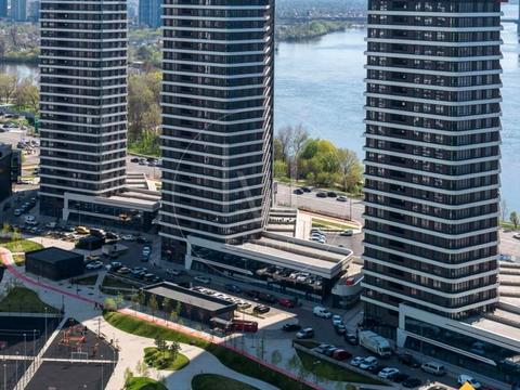квартира за адресою Дніпровська набережна вул., 12