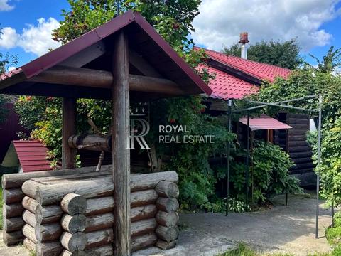 будинок за адресою Центральна вул.