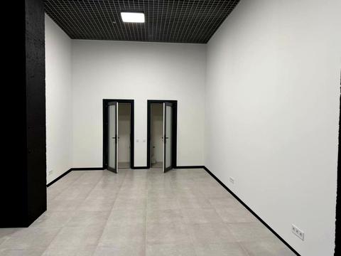 коммерческая по адресу Миколы Бажана просп., 17