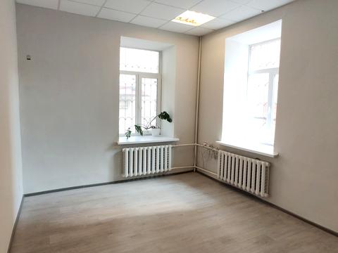 комерційна за адресою Антоновича вул. (Горького), 41