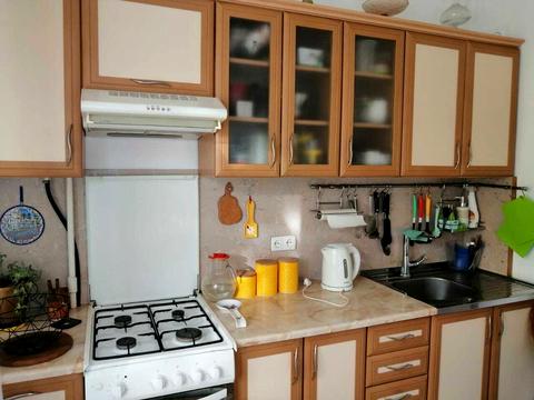 квартира за адресою Романа Шухевича просп. (Генерала Ватутіна), 8