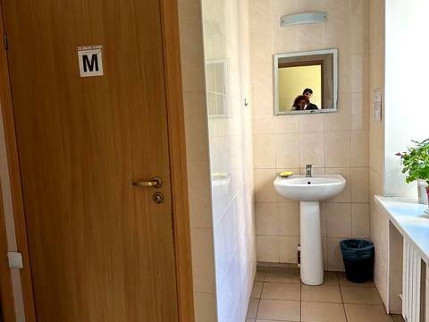 комерційна за адресою Стратегічне шосе (Науки), 16