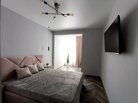 квартира за адресою Озерна вул., 16Б