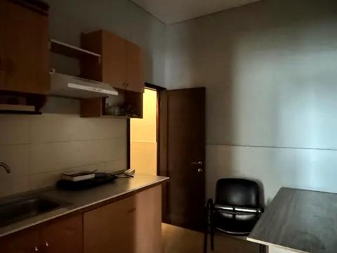 комерційна за адресою Універсальний пров., 7-А