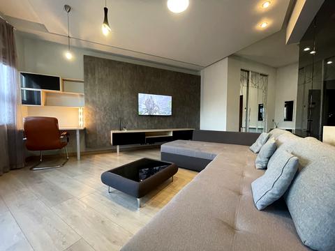 квартира за адресою Шота Руставелі вул., 44