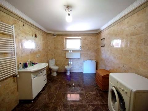 будинок за адресою Центральна, 56