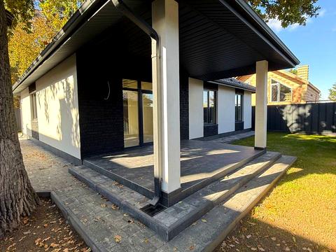 будинок за адресою Антонія Михайловського вул.