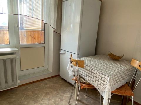 квартира за адресою Салютна вул., 42/46