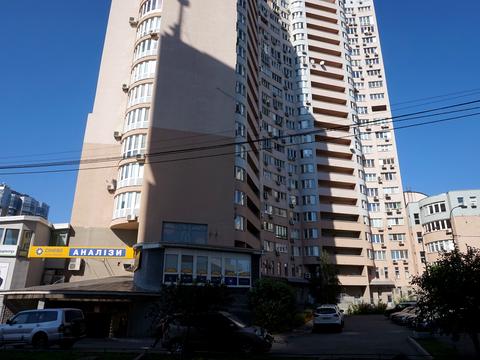 квартира по адресу Митрополита Андрея Шептицкого ул. (Анатолія Луначарського), 10