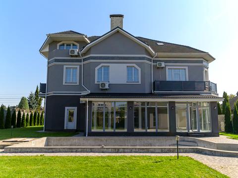 будинок за адресою Вишнева вул., 11