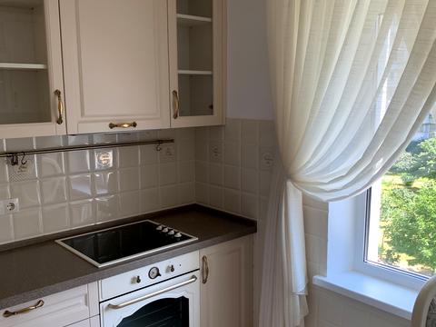 квартира за адресою Анни Ахматової вул., 6