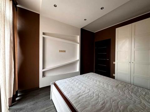 квартира за адресою Регенераторна вул., 4к2