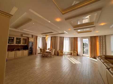 будинок за адресою с. Бобриця, Паркова