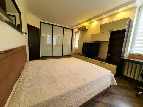 квартира по адресу Драгоманова ул., 31-А