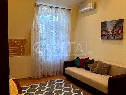 квартира за адресою Панаса Мирного вул., 8