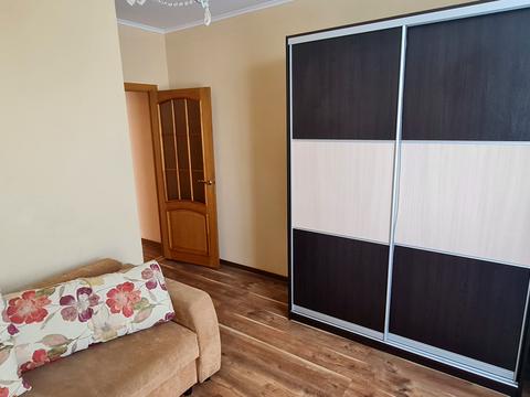 квартира за адресою Воскресенська вул., 12-В