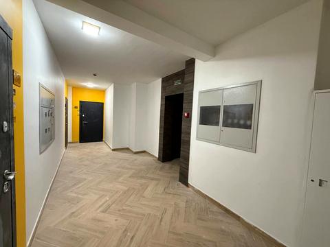 квартира за адресою Володимира Івасюка вул., 82
