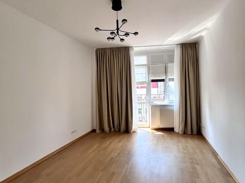 квартира за адресою Олександра Кониського вул., 28А-30А