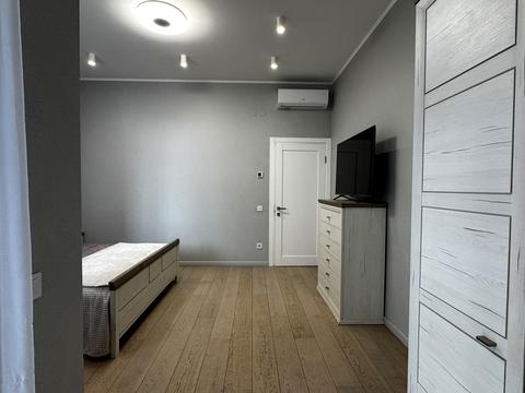 квартира за адресою Казимира Малевича вул. (Боженка), 48