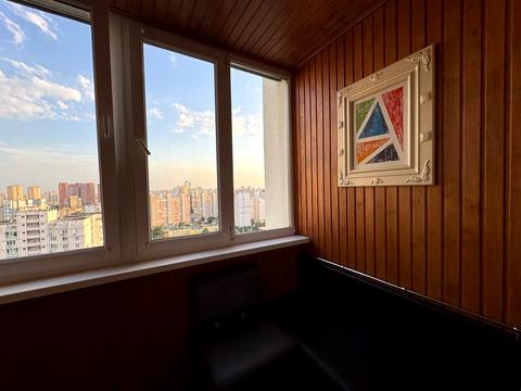 квартира за адресою Драгоманова вул., 8-А