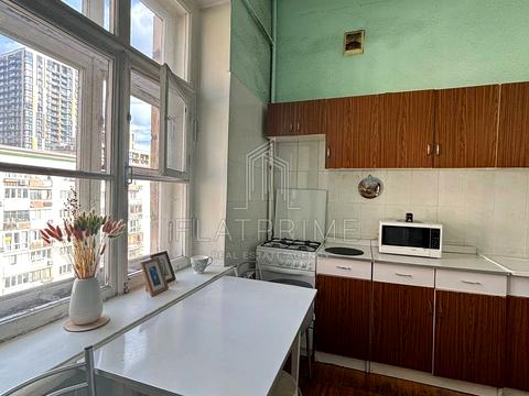 квартира за адресою Велика Васильківська вул. (Червоноармійська), 132