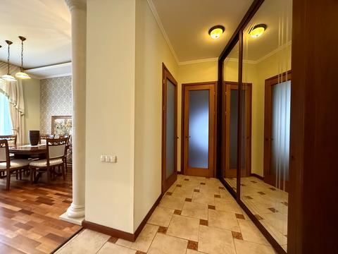 квартира за адресою Предславинська вул., 24