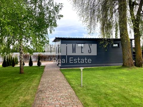 будинок за адресою Вишнева вул.