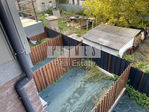 будинок за адресою Мальовнича