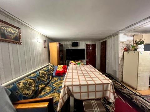 будинок за адресою Євгена Попова